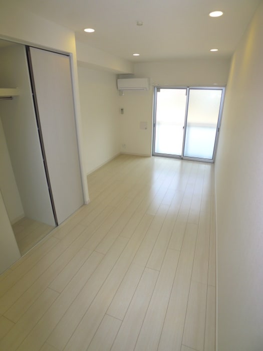 居室 リブリ・ルームス弁天３