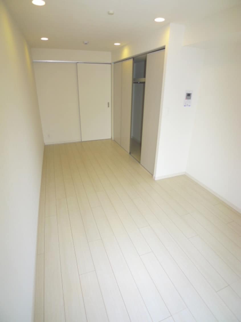 居室 リブリ・ルームス弁天３