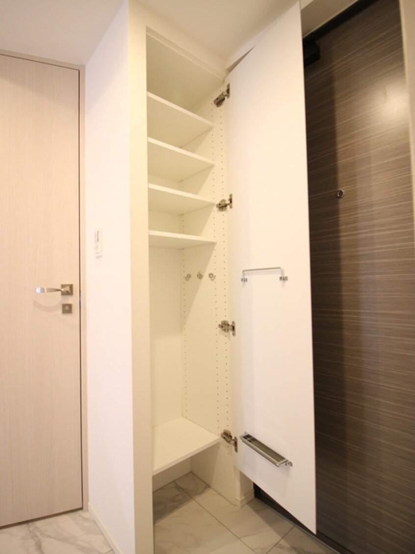 靴箱 ザ・パークハビオＳＯＨＯ祐天寺