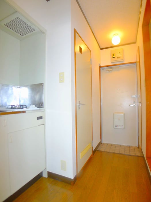 廊下 ロイヤルビレッヂ