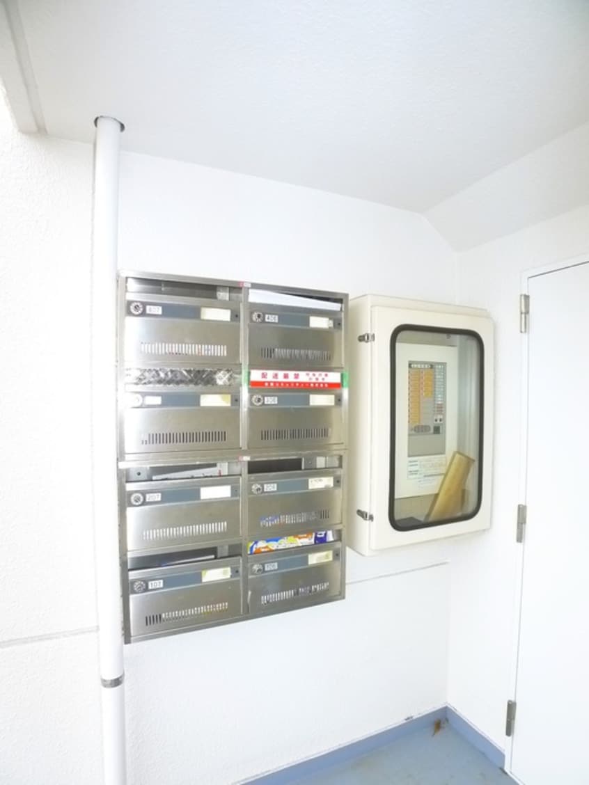 エントランス部分 小暮コ－ポラス