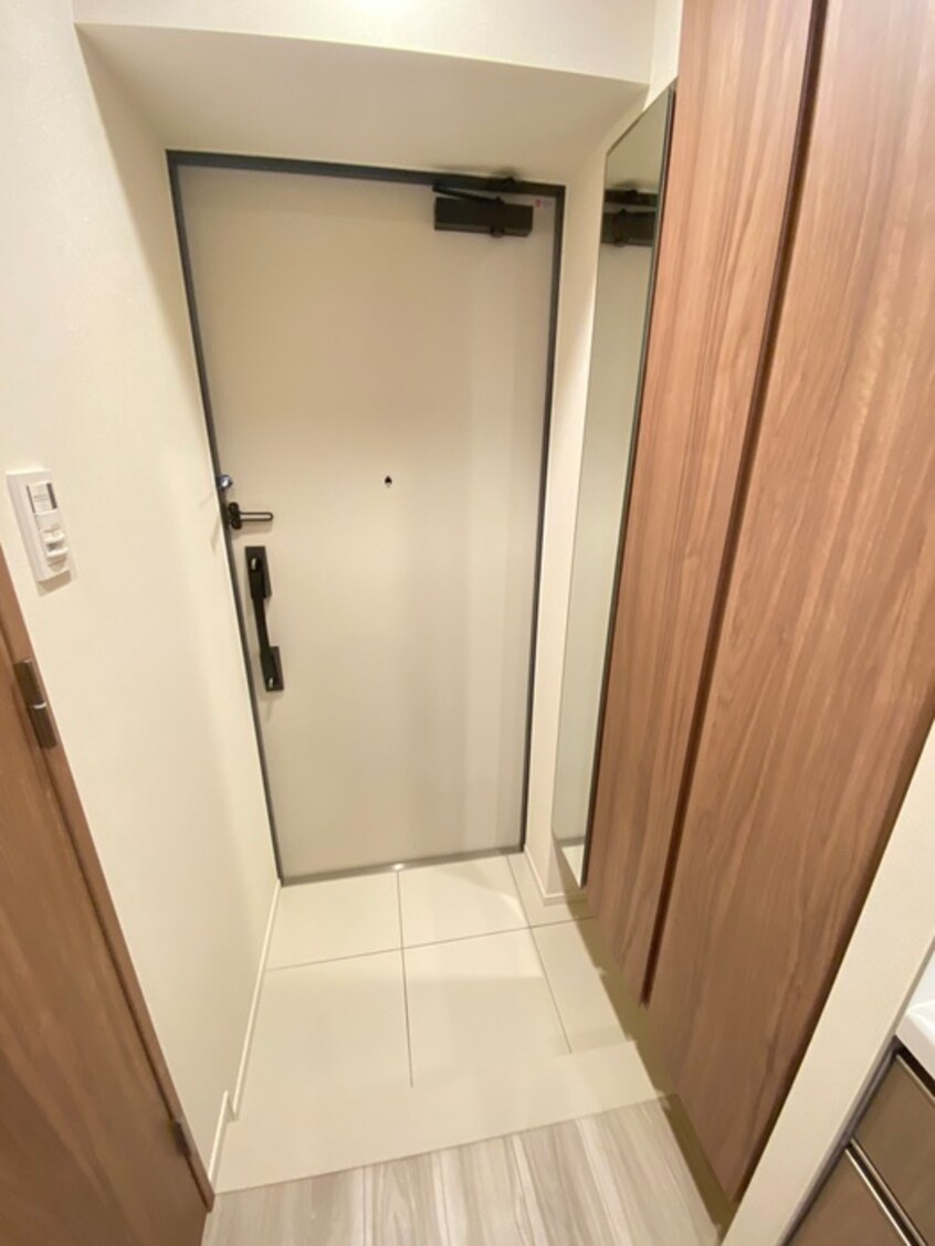 玄関 ラティエラ両国