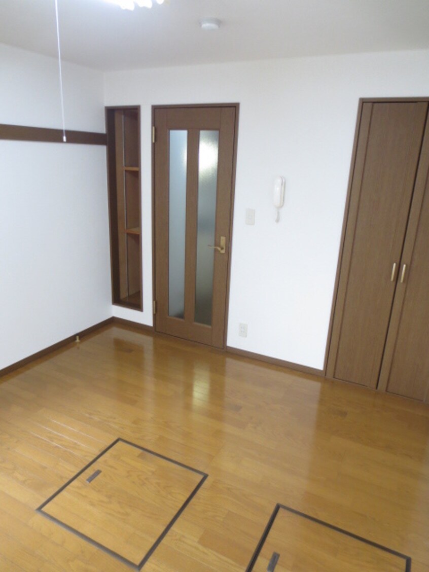 居室 ブランシュ・ネ－ジュＣ