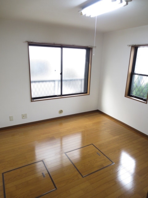 居室 ブランシュ・ネ－ジュＣ