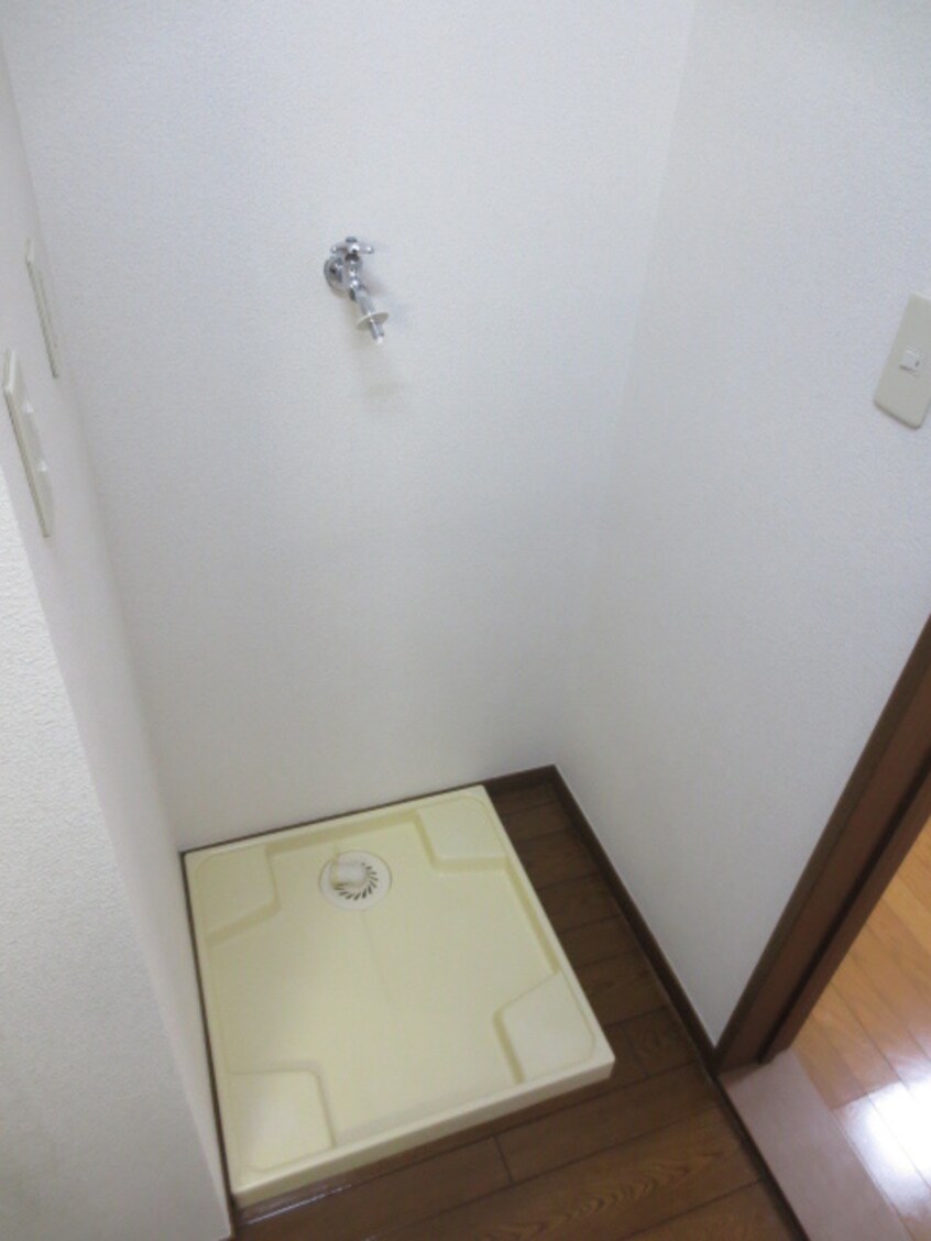 洗濯機置場 ブランシュ・ネ－ジュＣ