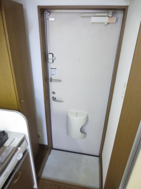 玄関 ブランシュ・ネ－ジュＣ