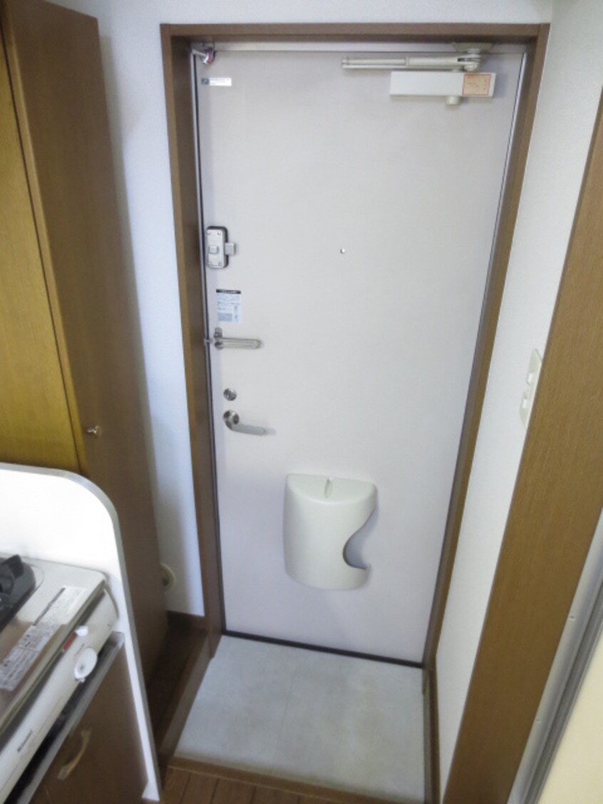 玄関 ブランシュ・ネ－ジュＣ