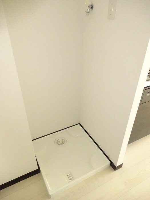 洗濯機置場 Ｑｕａｔｒｅ　Ｓａｉｓｏｎ