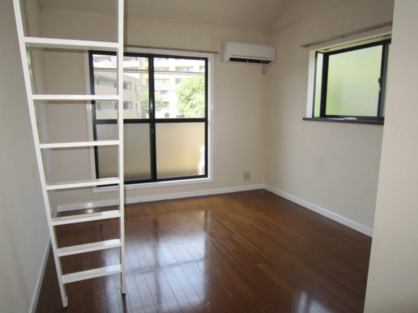 居室 プラザイズミ