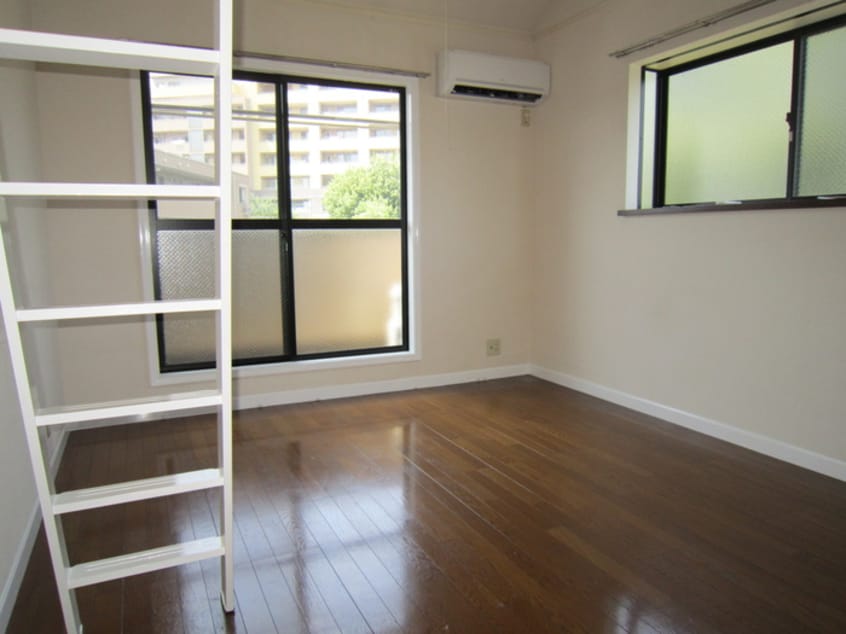 居室 プラザイズミ