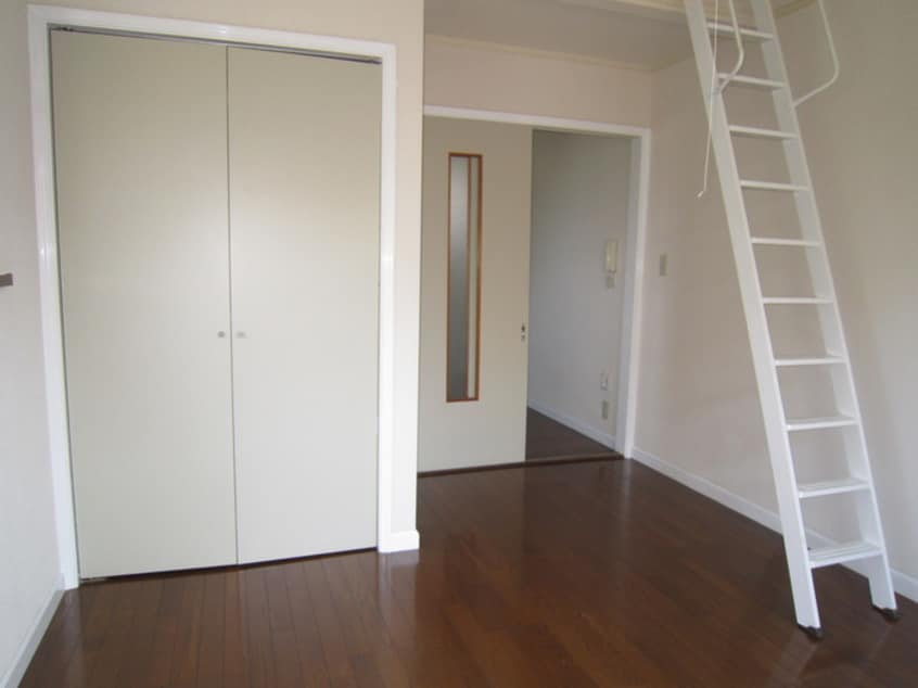 居室 プラザイズミ