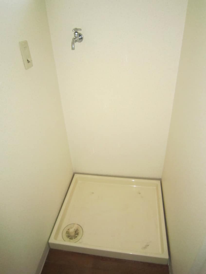 洗濯機置場 プラザイズミ