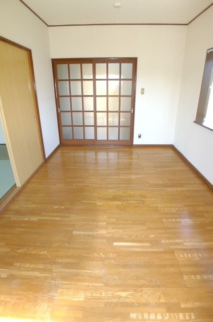 居室 モンシャトー秋津