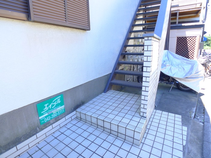 エントランス部分 モンシャトー秋津