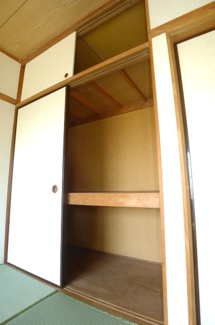 収納 モンシャトー秋津