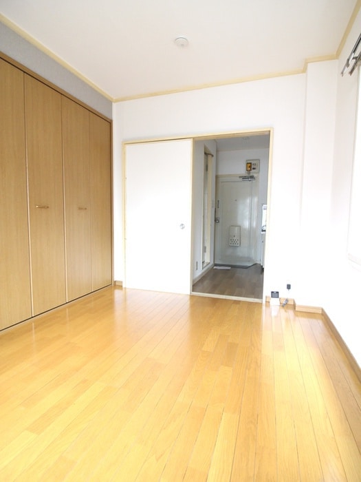 居室 池尻エイト