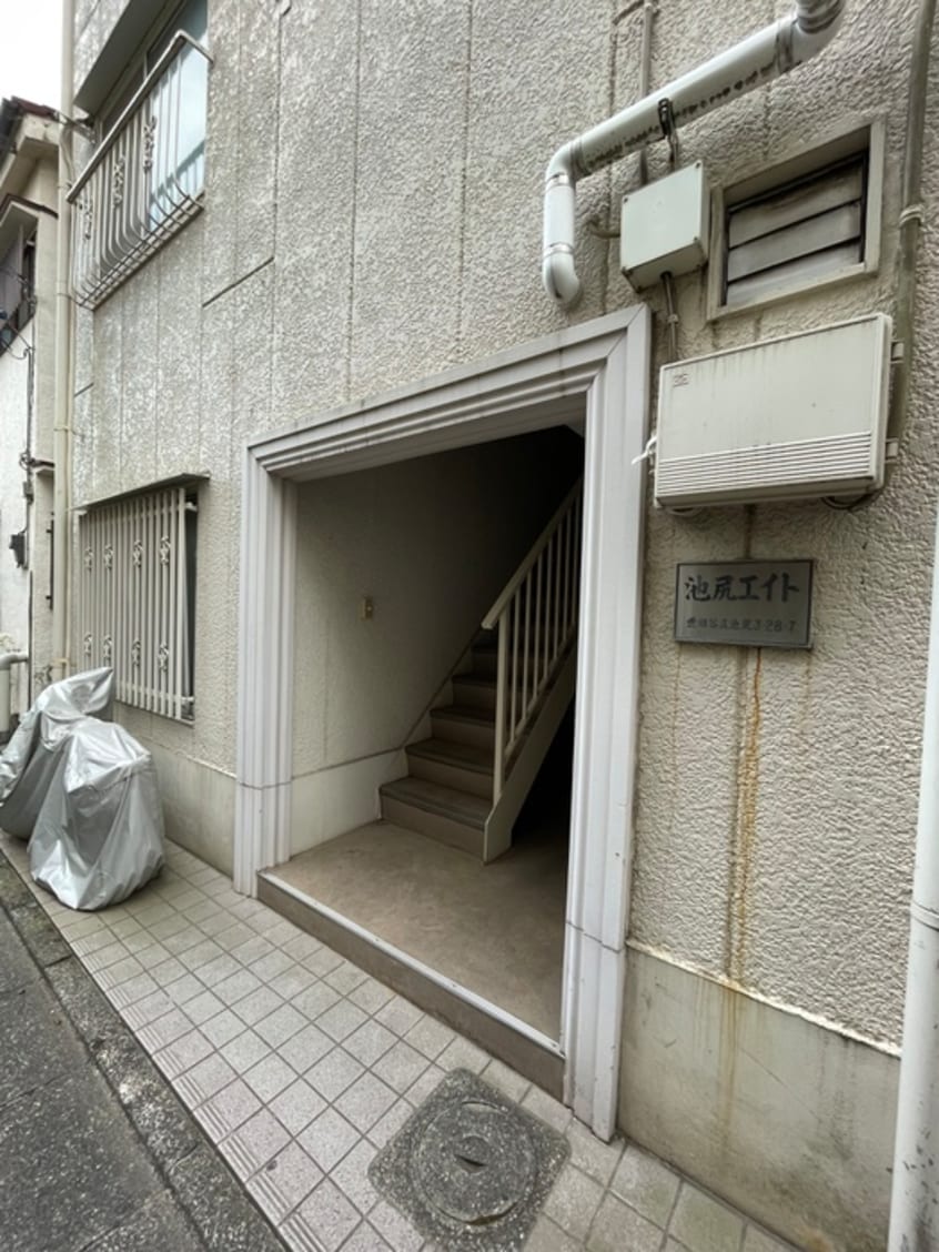 エントランス部分 池尻エイト