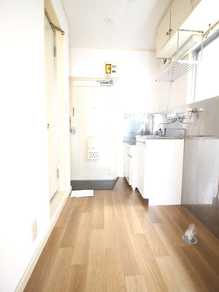 廊下 池尻エイト