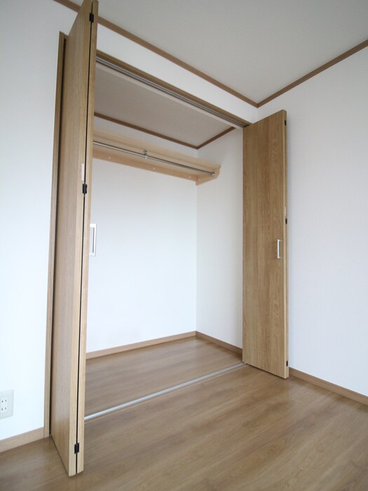 収納 大倉山フラワ－ハイツ