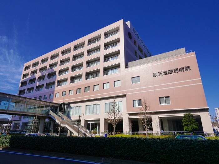 順天堂大学病院(病院)まで70m アースカーサ