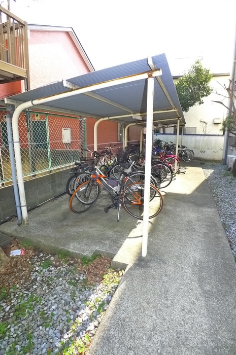 駐輪場 ベルシティ市川