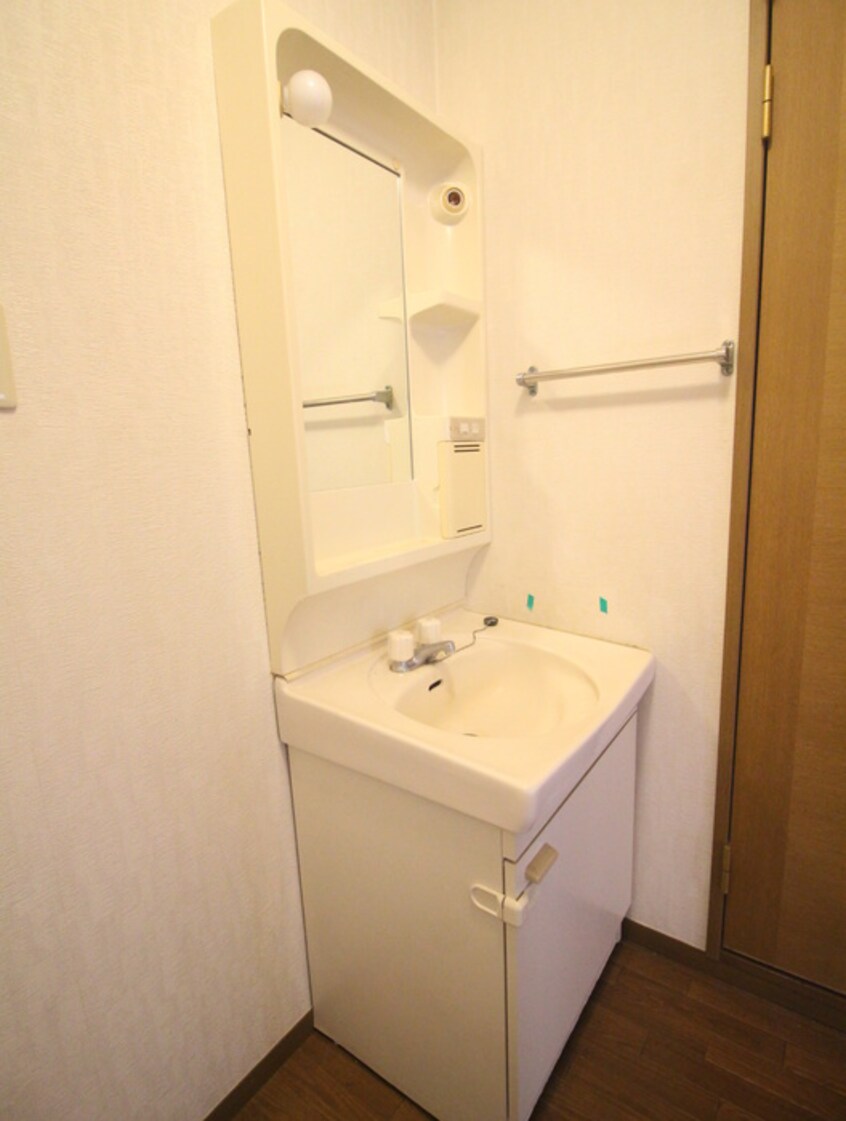 洗面 ファミール鍛冶ヶ谷