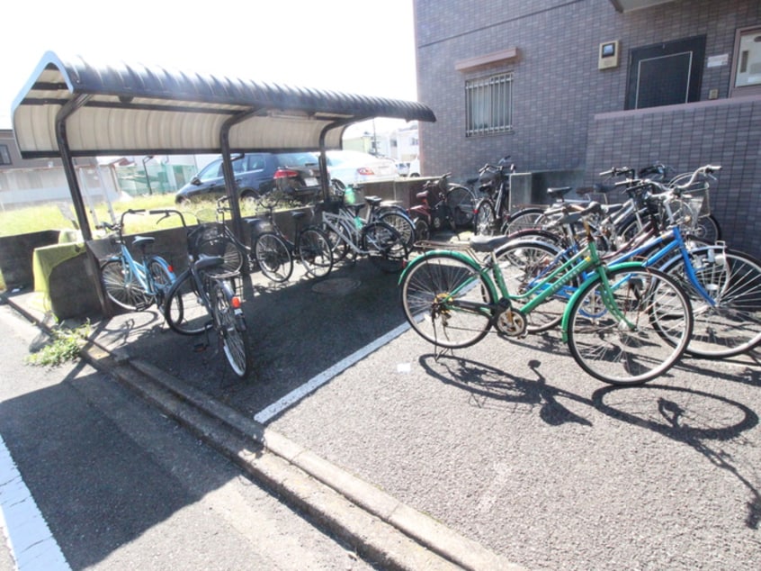 駐輪場 アークパレス