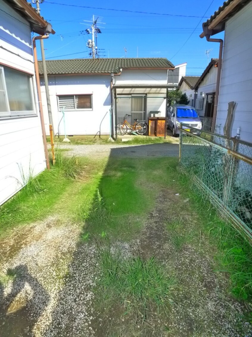 駐車場 真々田貸家３号