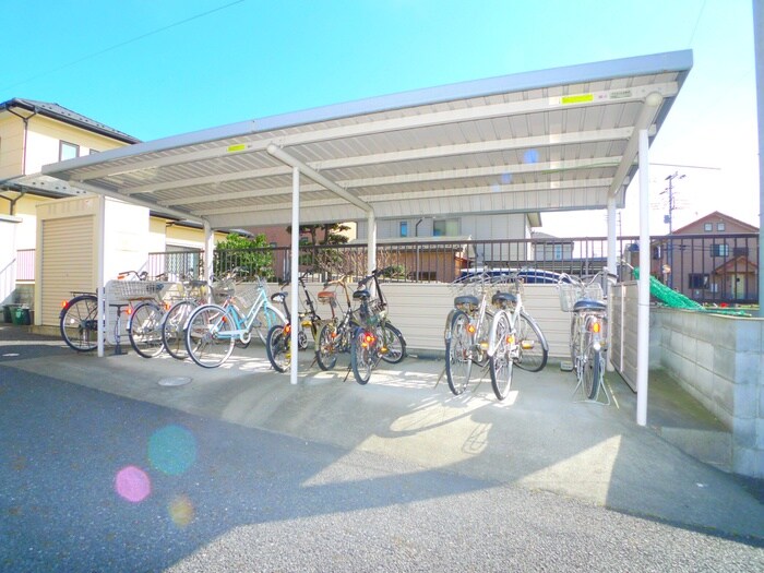 駐輪場 ハイツ原新町