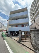 第２泉ビルの外観