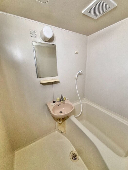 バス／シャワールーム等 フォーレスト１