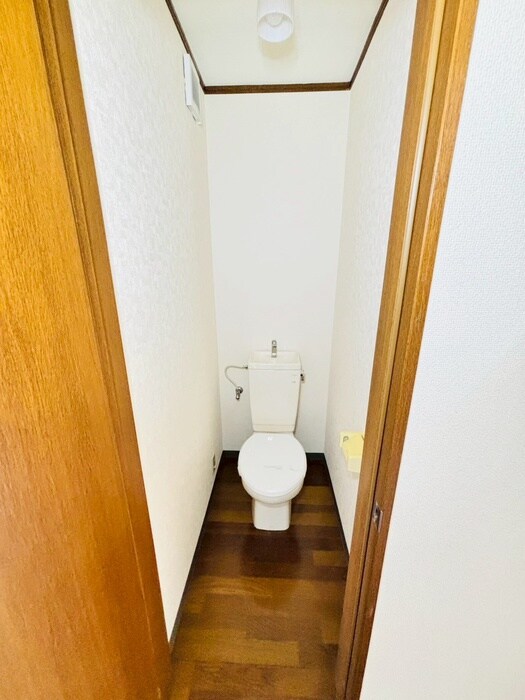 トイレ フォーレスト１