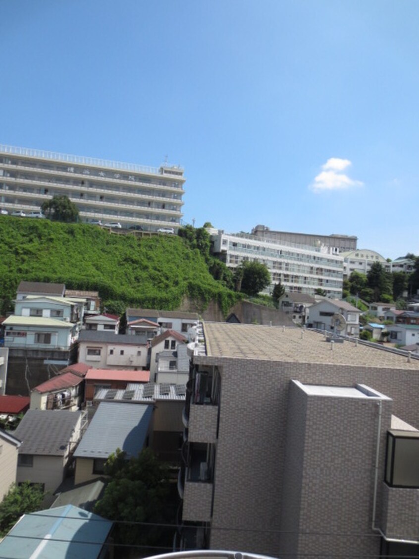 室内からの展望 グリ－ンピア石川町