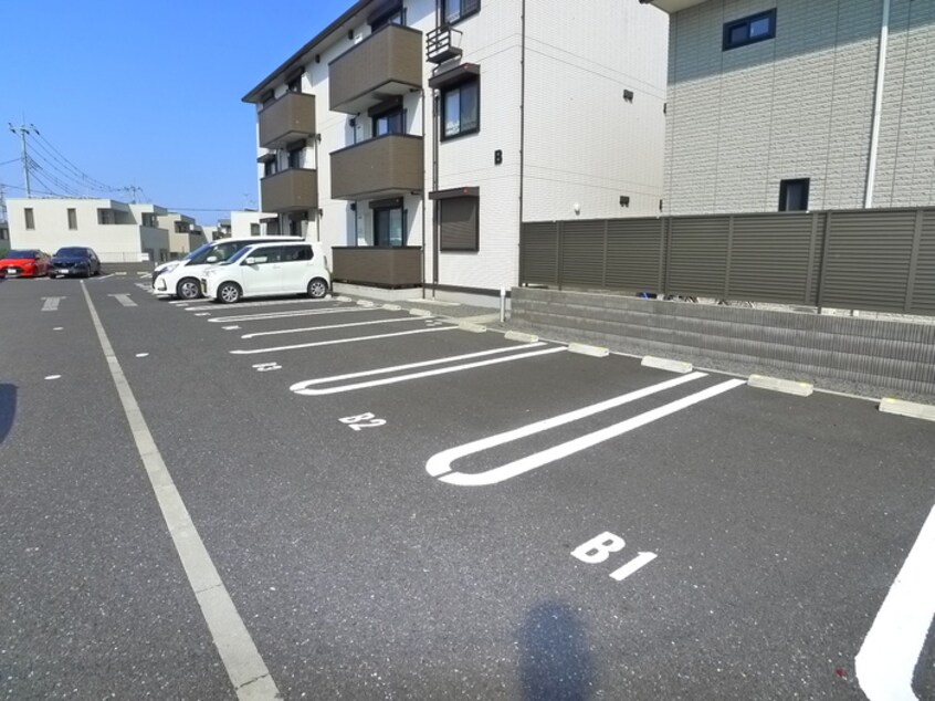 駐車場 サニーハイツB