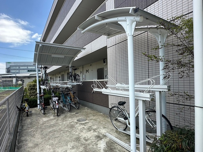 駐輪場 向日葵