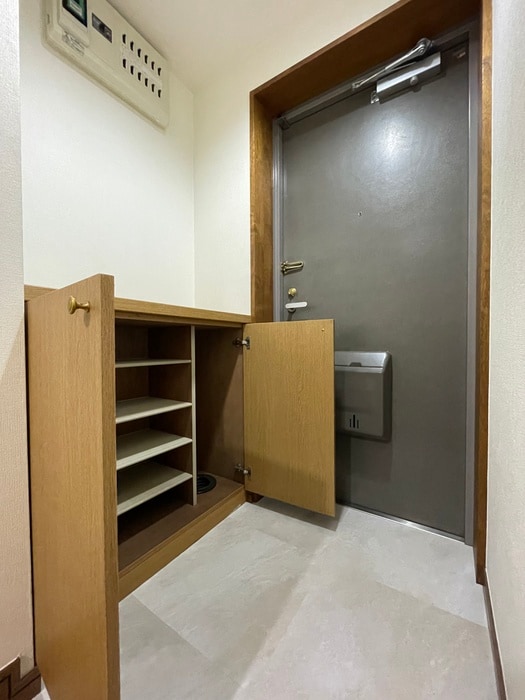 玄関 第３旭マンション