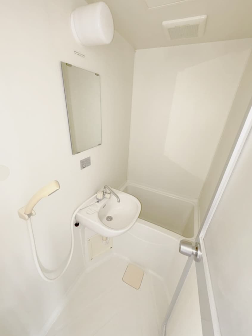 バス／シャワールーム等 チェリ－コ－ト