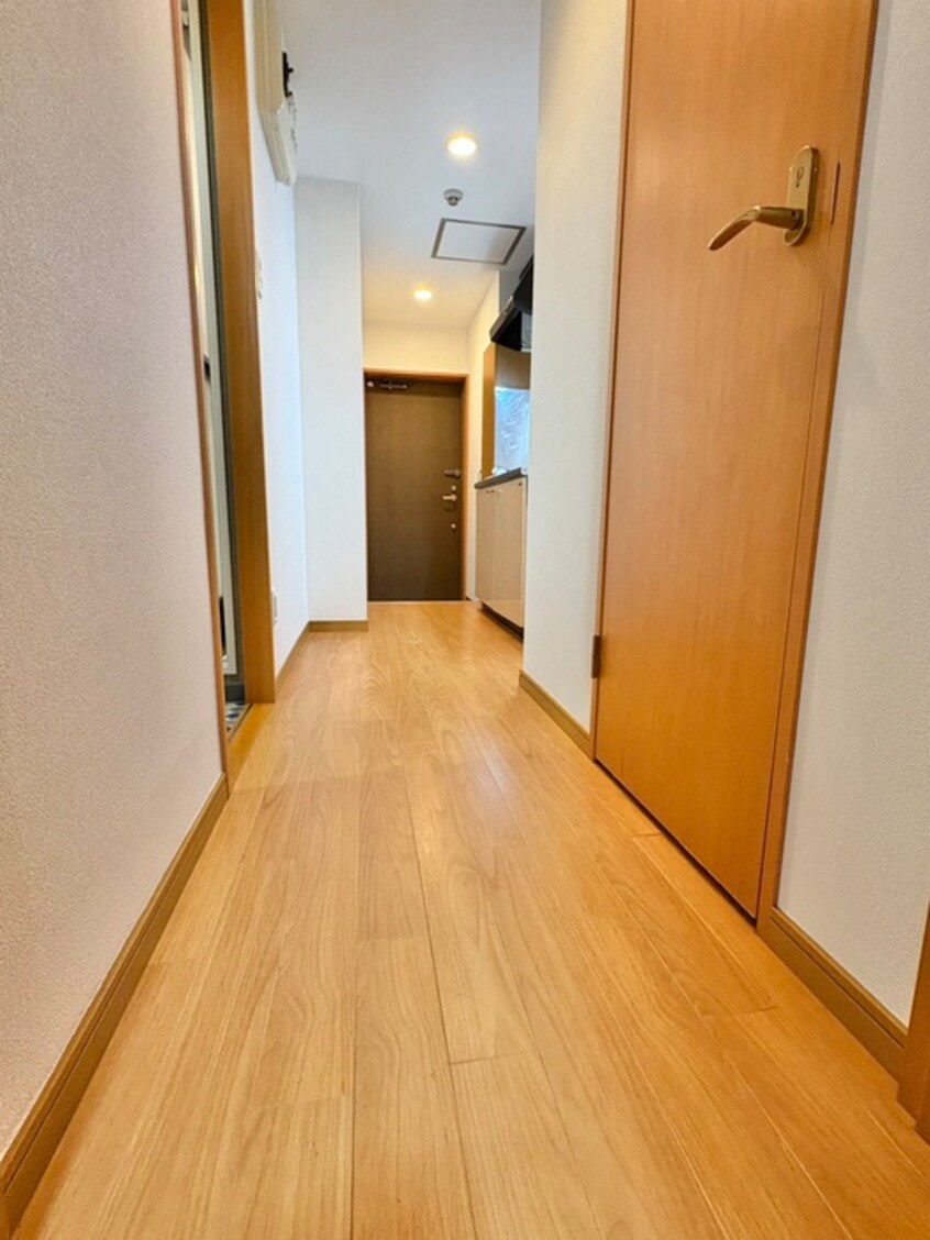 廊下 ジェイ・ジルＢ