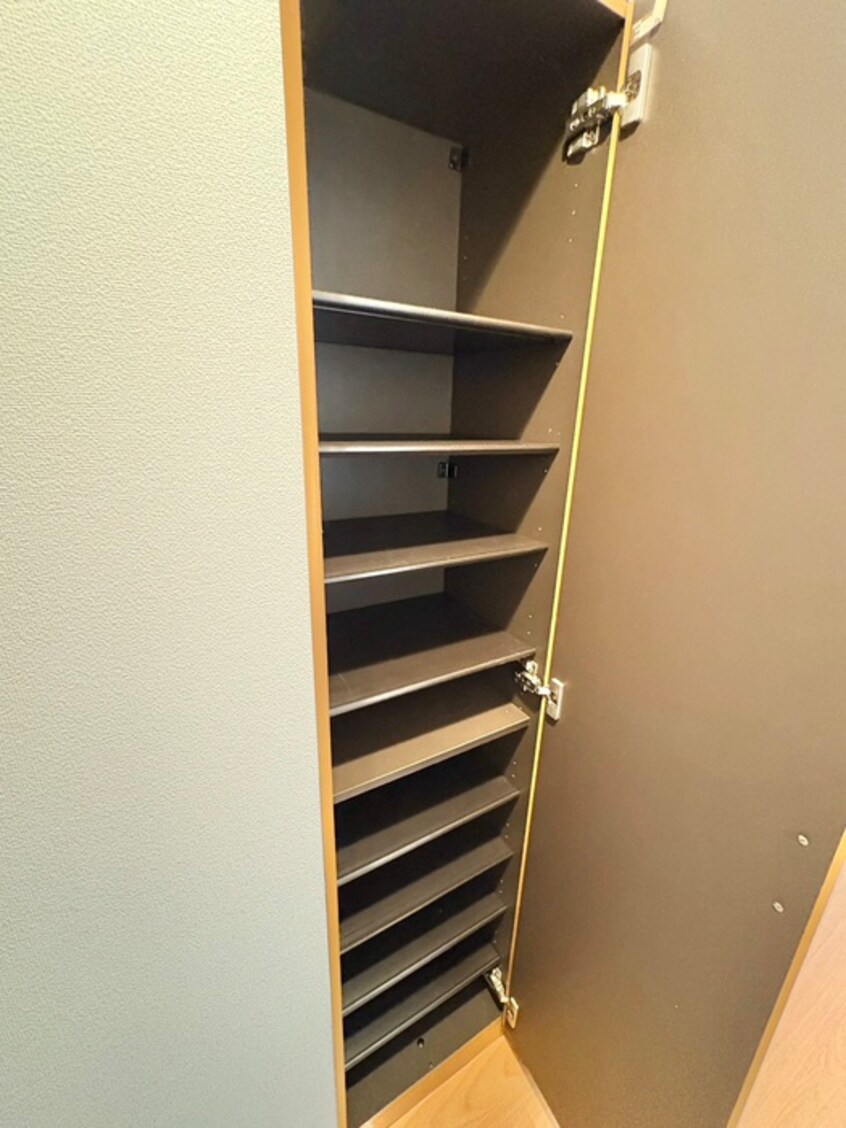 靴箱 ジェイ・ジルＢ