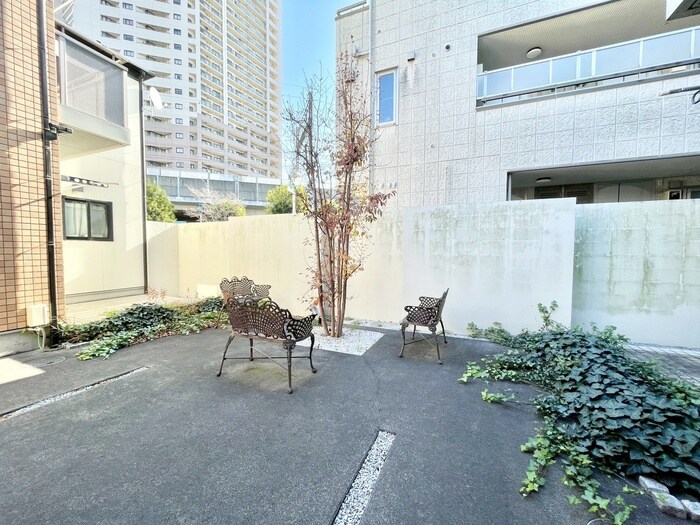 エントランス部分 アーバンコート紗羅