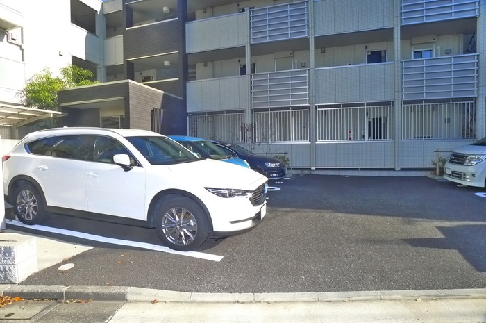 駐車場 メゾンルミエール