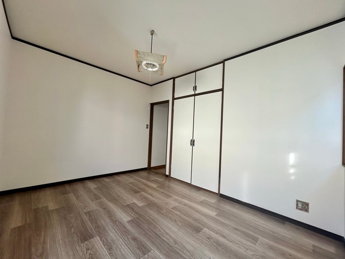 居室 片山戸建て