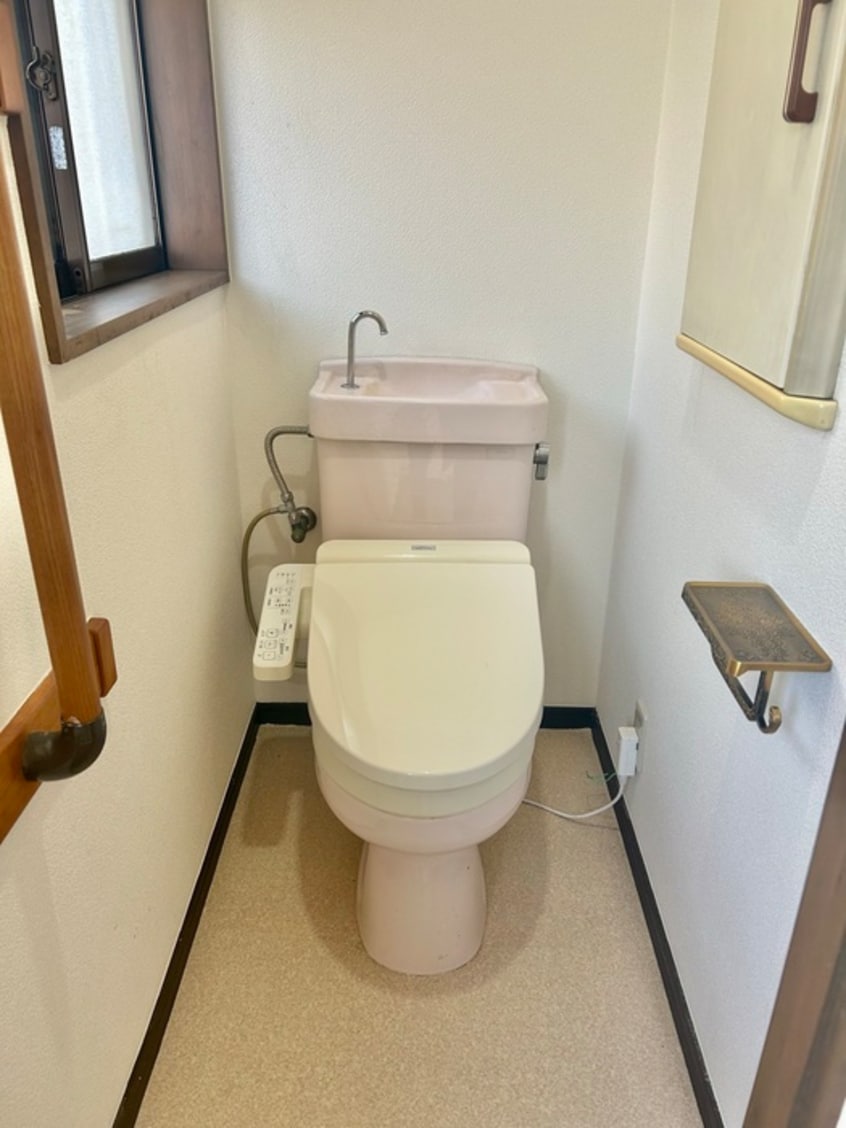 トイレ 片山戸建て