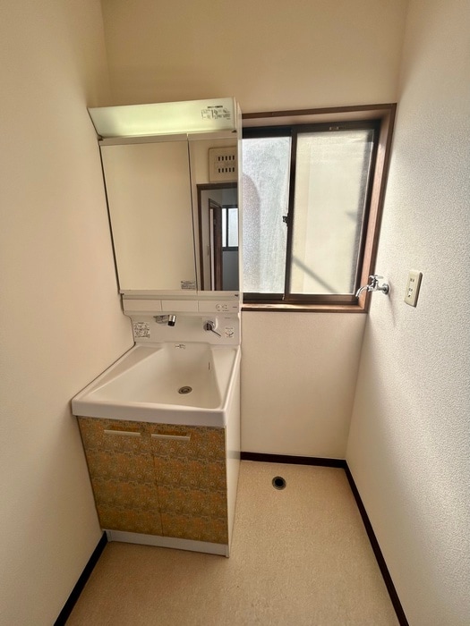 洗面 片山戸建て