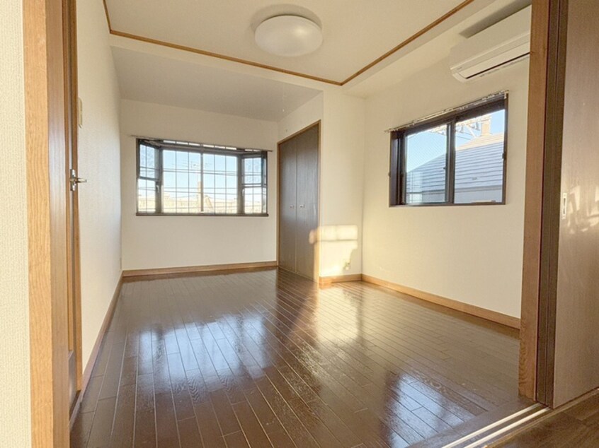 居室 ロイヤルハウス