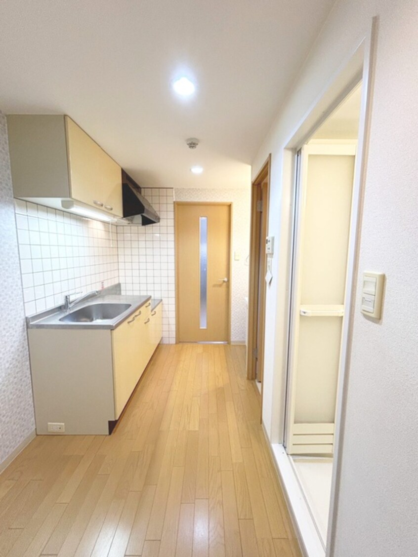 廊下 アルモ津田沼