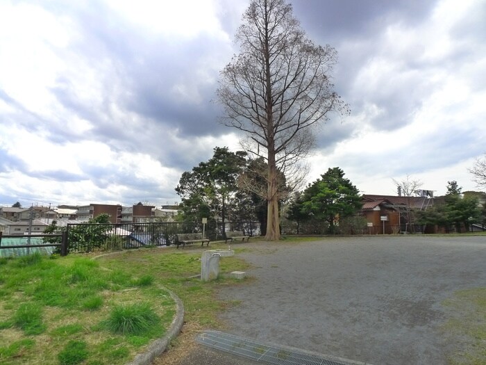 亥鼻台公園(公園)まで10m リブリ・ソル　ポトロ