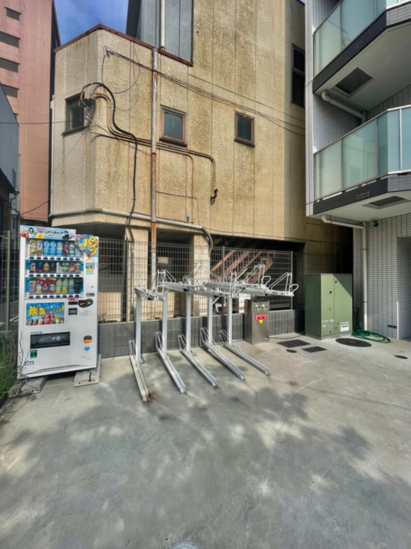 駐輪場 ルフレプレミアム押上ノルド