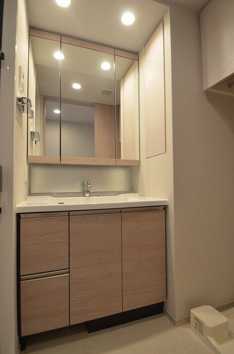 洗面 ﾌﾟﾗｳﾄﾞｼﾃｨ武蔵浦和ｽﾃｰｼｮﾝｱﾘｰﾅ