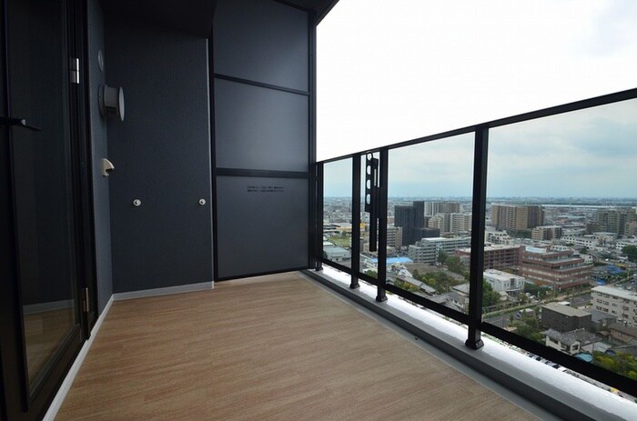 室内からの展望 ﾌﾟﾗｳﾄﾞｼﾃｨ武蔵浦和ｽﾃｰｼｮﾝｱﾘｰﾅ